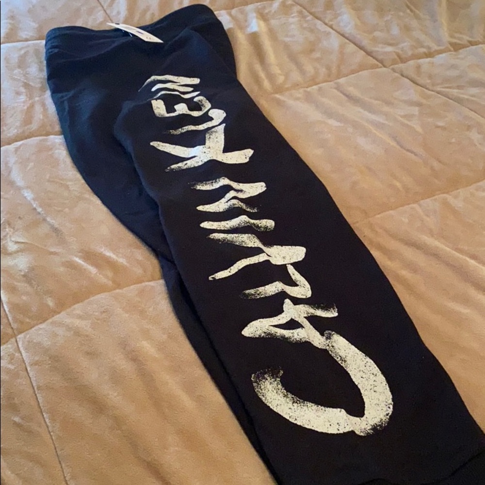 Calvin Klein Performance Joggers - Picture 2 of 3